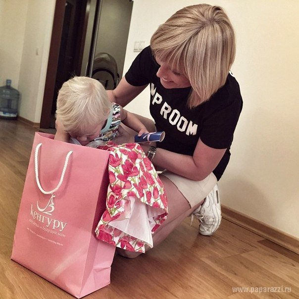 Алена Шишкова показала свою маму и поздравила ее с днем рождения