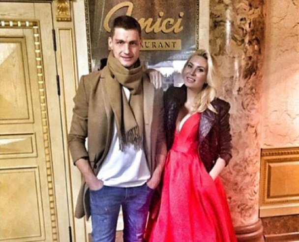 Элина Камирен (Карякина) и Александр Задойнов неожиданно ушли из Дом-2