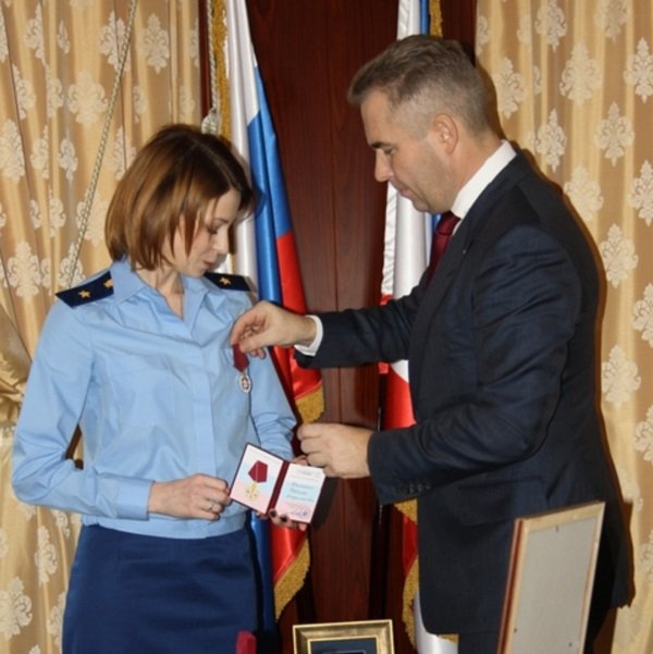 Крымская красавица-прокурор Наталья Поклонская получила медаль