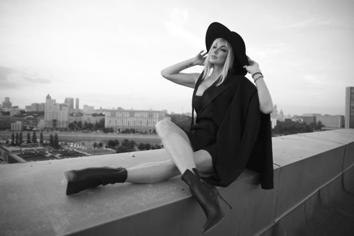 Елена Галицына сделала фото Анастасии Волочковой, на которых её просто не узнать