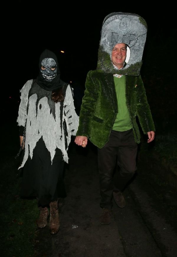 Самые необычные костюмы на Хэллоуин-пати у Джонатана Росса