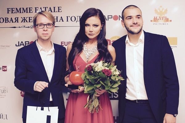Елена Галицына стала роковой женщиной по версии журнала FHM
