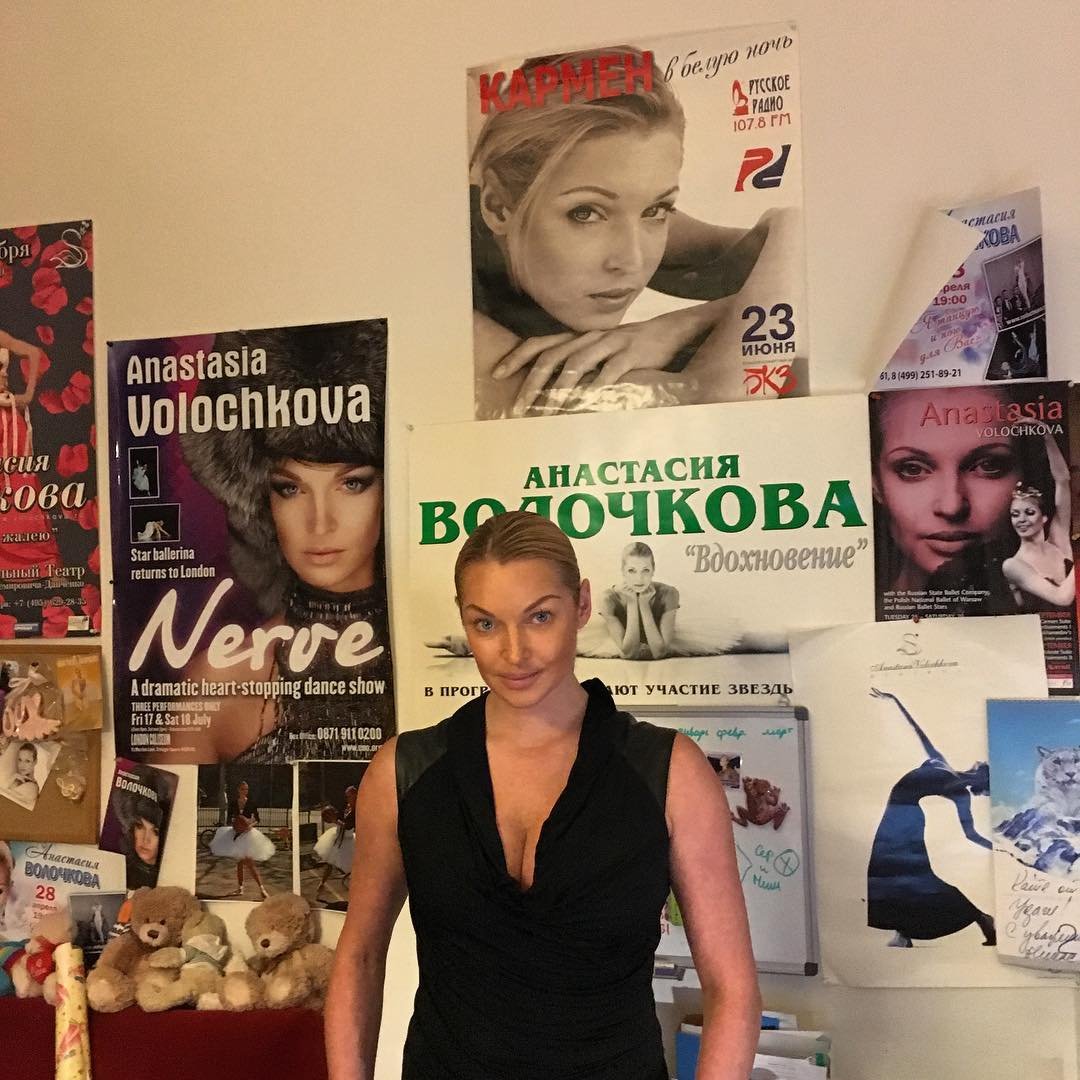 Анастасия Волочкова вновь порадовала фотографий из бани и продемонстрировала огромную грудь