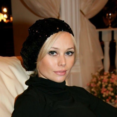 47-летняя актриса Елена Корикова без макияжа стала неузнаваема
