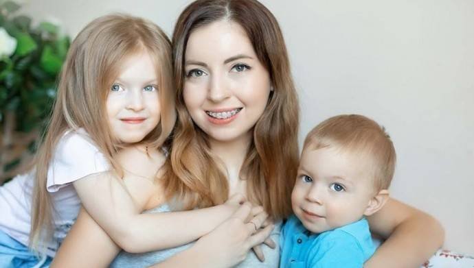 Вдова покойного блогера Екатерина Диденко ждёт третьего ребёнка